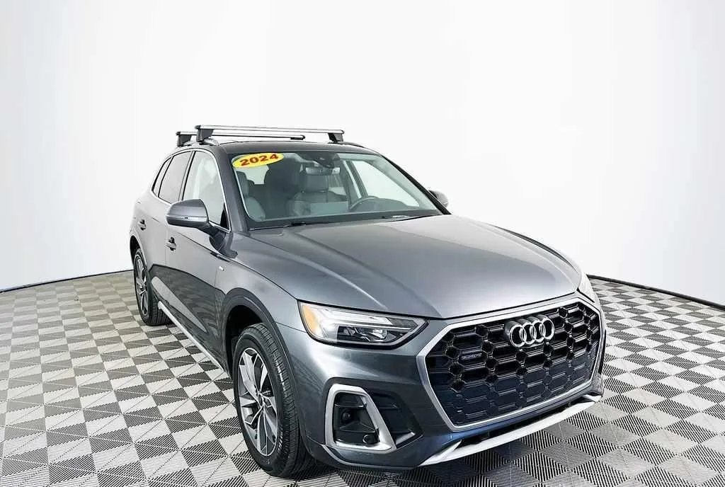 2024 Audi Q5 — thumbnail 2