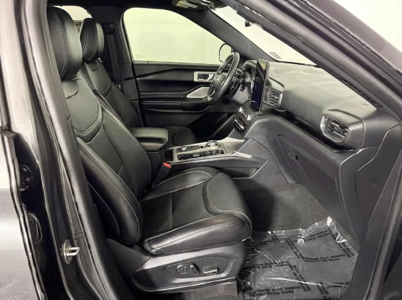 2020 Ford Explorer ST — thumbnail 11