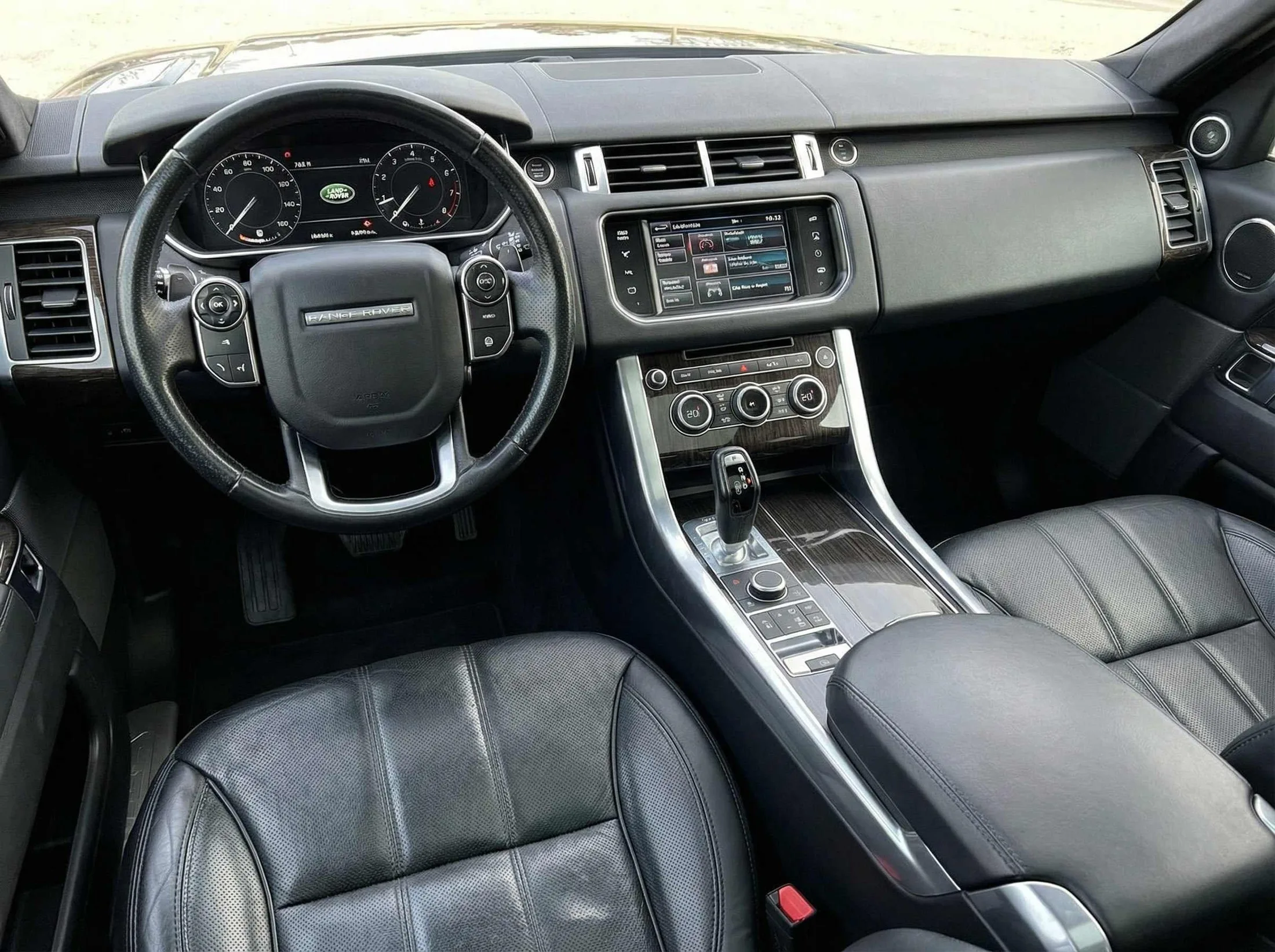 2017 Land Rover Range Rover Sport — thumbnail 11