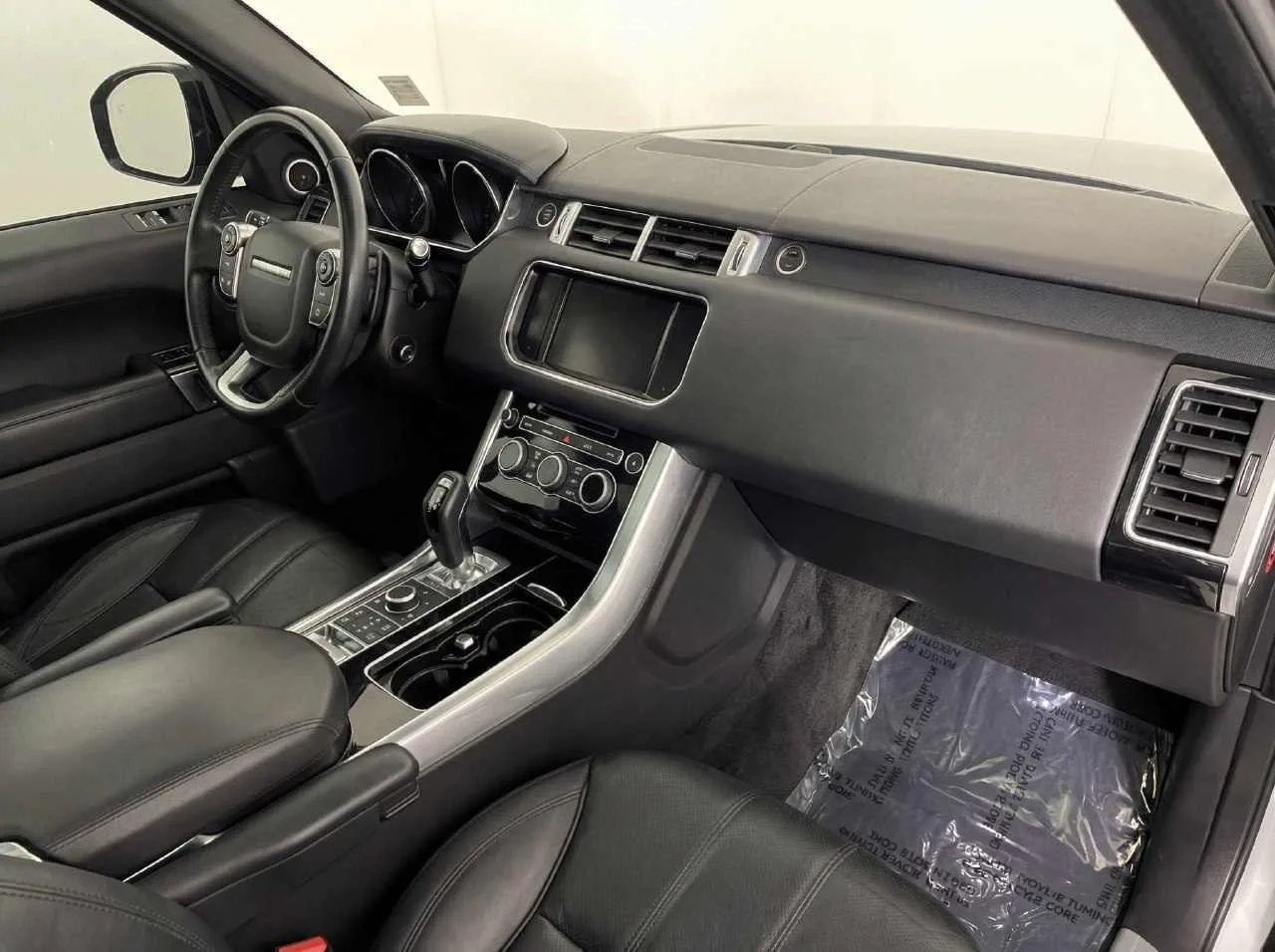 2017 Land Rover Range Rover Sport — thumbnail 12