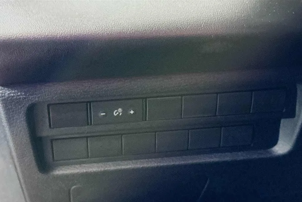 2022 Mitsubishi Outlander — thumbnail 13