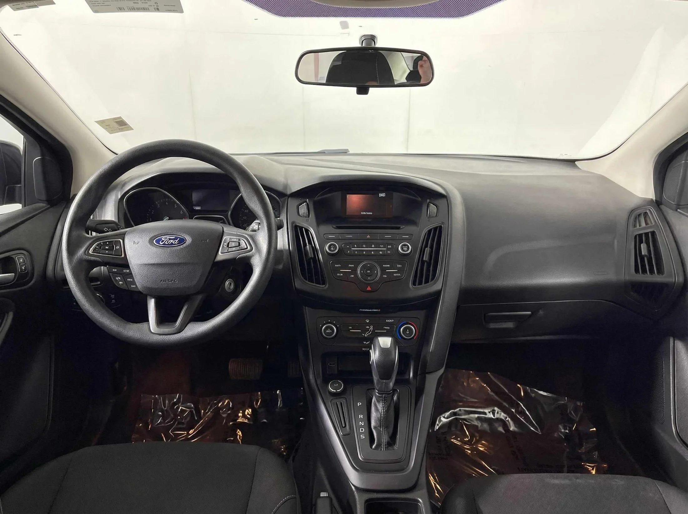 2015 Ford Focus — thumbnail 13