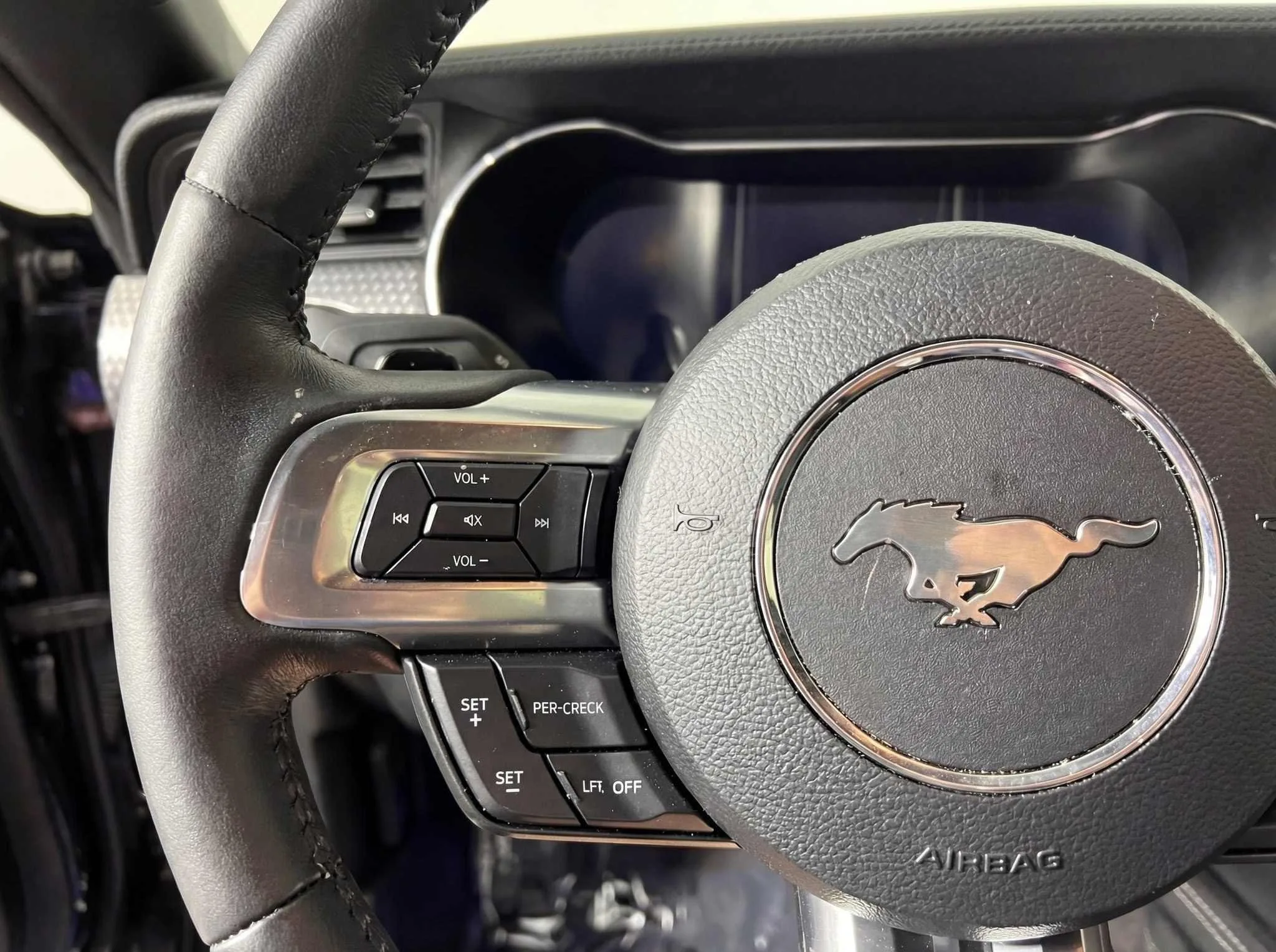 2019 Ford Mustang GT — thumbnail 15