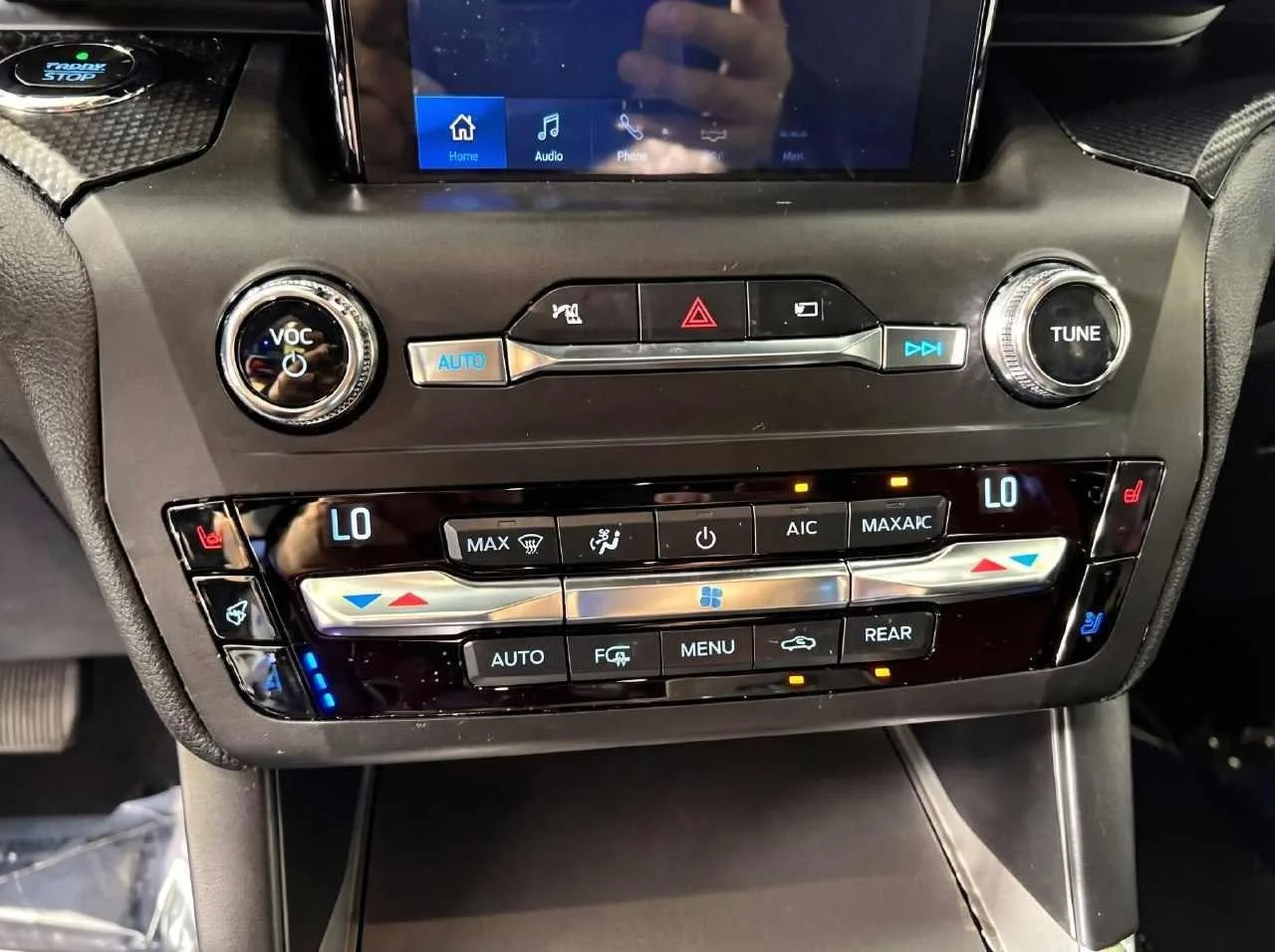 2020 Ford Explorer ST — thumbnail 15