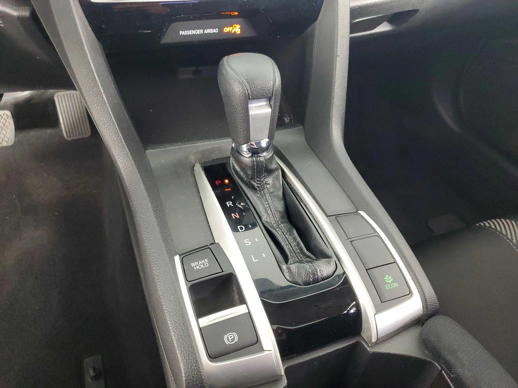 2018 Honda Civic — thumbnail 15