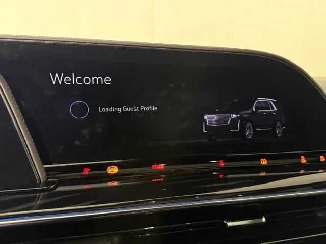 2024 Cadillac Escalade Sport — thumbnail 15