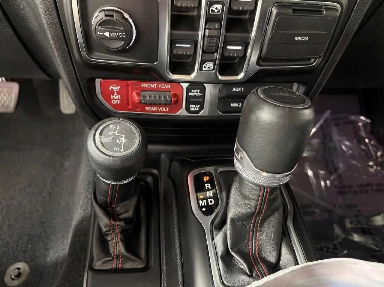 2020 Jeep Gladiator Rubicon — thumbnail 16