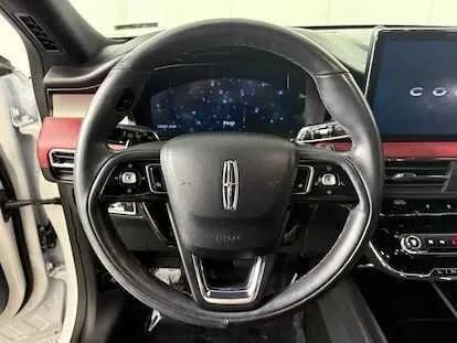 2023 Lincoln Corsair — thumbnail 16