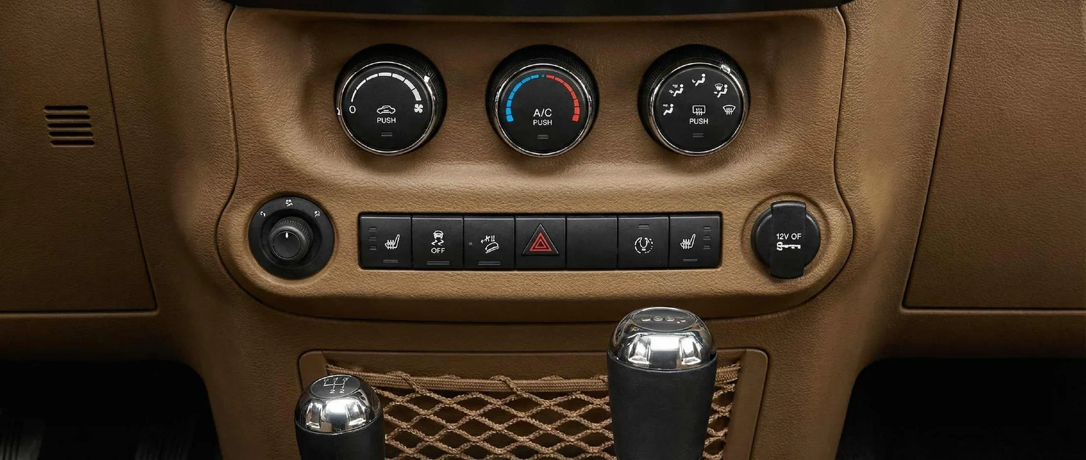 2015 Jeep Wrangler — thumbnail 16