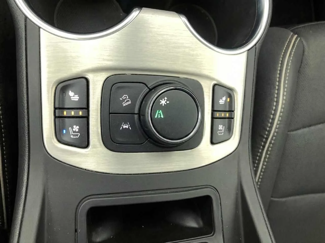 2019 GMC Terrain Denali — thumbnail 19