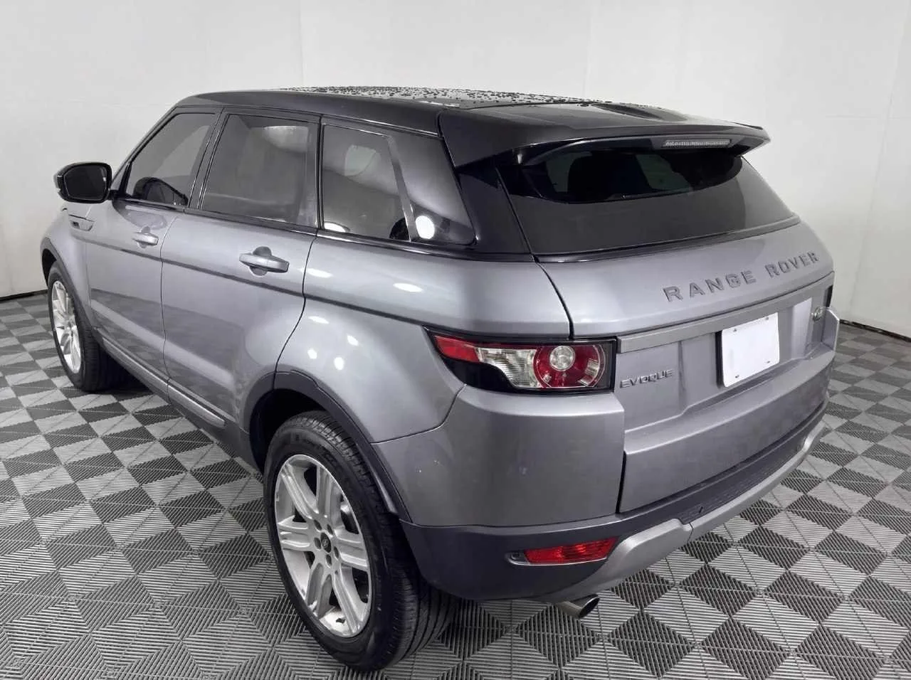 2013 Land Rover Range Rover Evoque — thumbnail 3