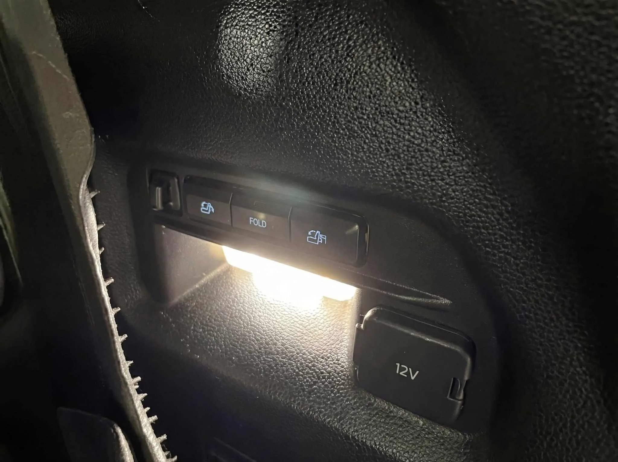 2020 Ford Explorer ST — thumbnail 21