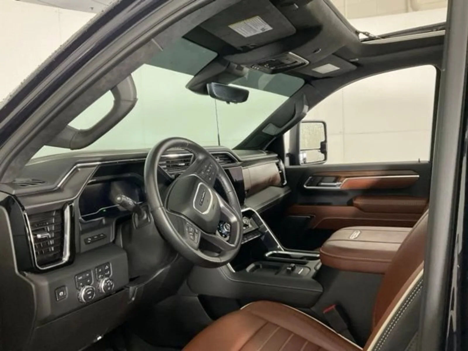 2024 GMC Sierra 2500HD Denali Ultimate — thumbnail 18