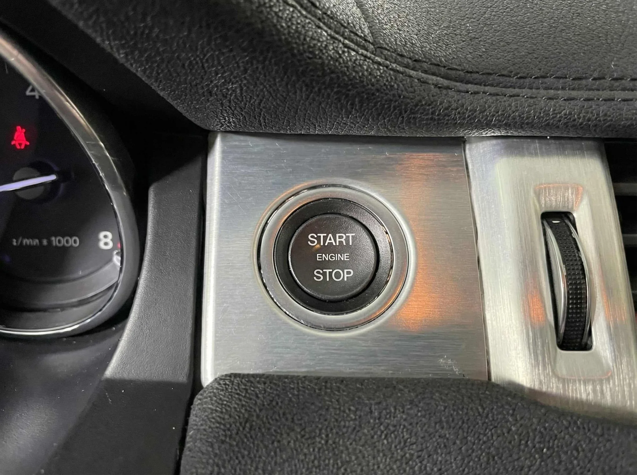 2013 Land Rover Range Rover Evoque — thumbnail 23