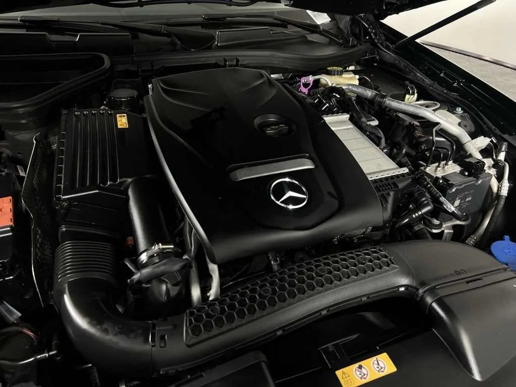 2018 Mercedes-Benz SLC 300 — thumbnail 23