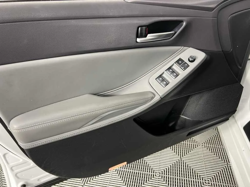 2020 Toyota Avalon XSE — thumbnail 24