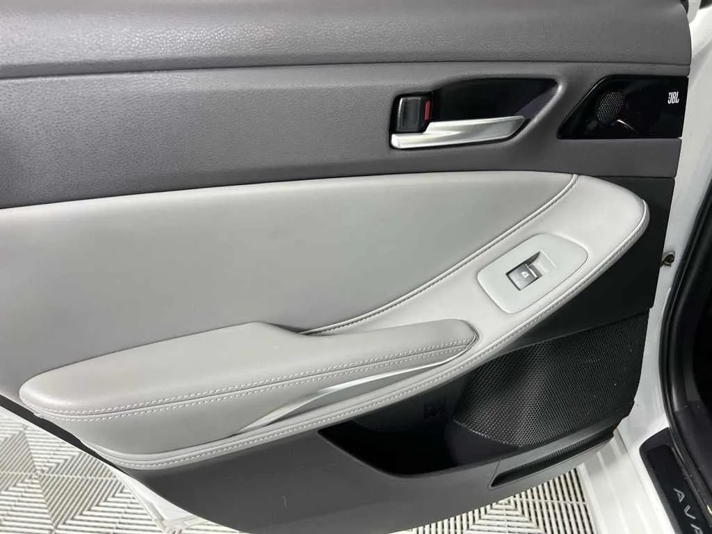 2020 Toyota Avalon XSE — thumbnail 26