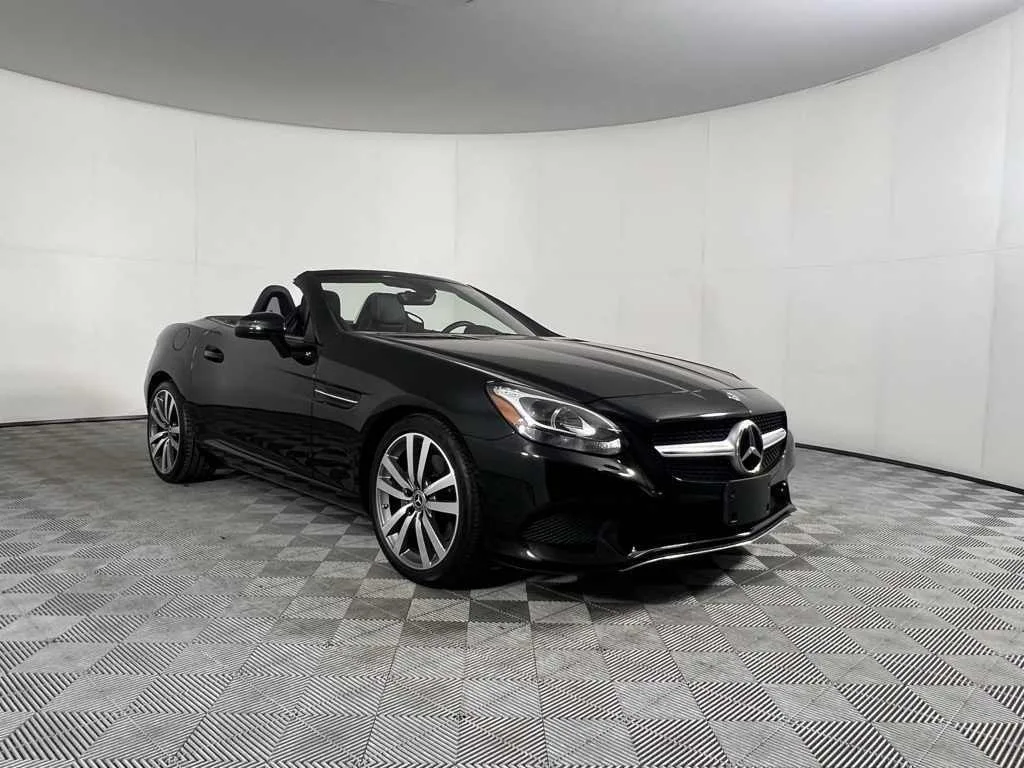 2018 Mercedes-Benz SLC 300 — thumbnail 26