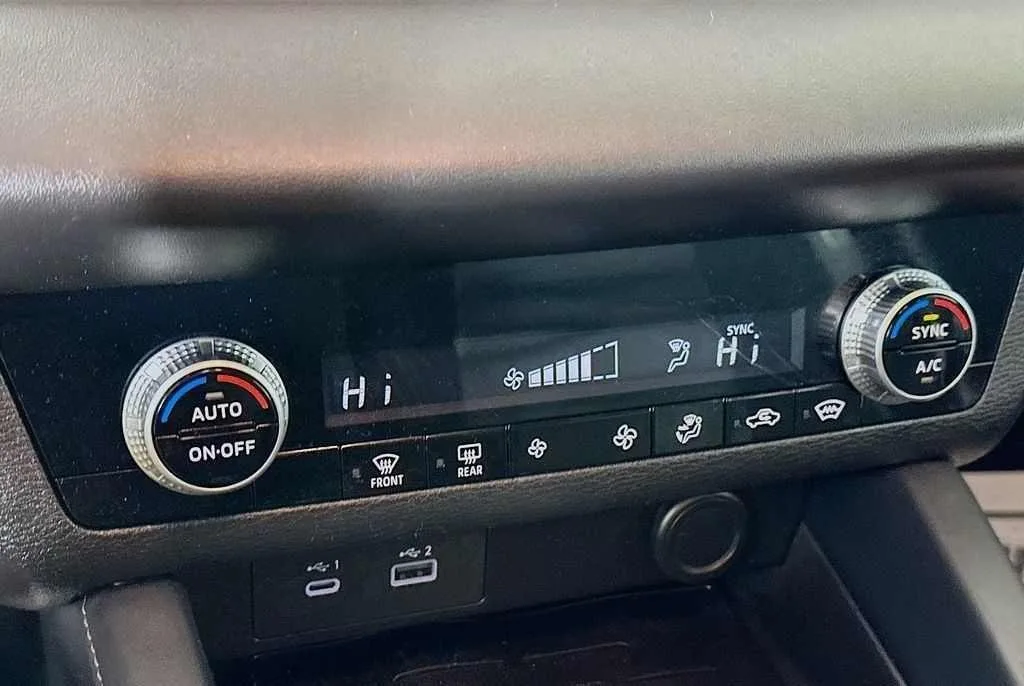 2022 Mitsubishi Outlander — thumbnail 27