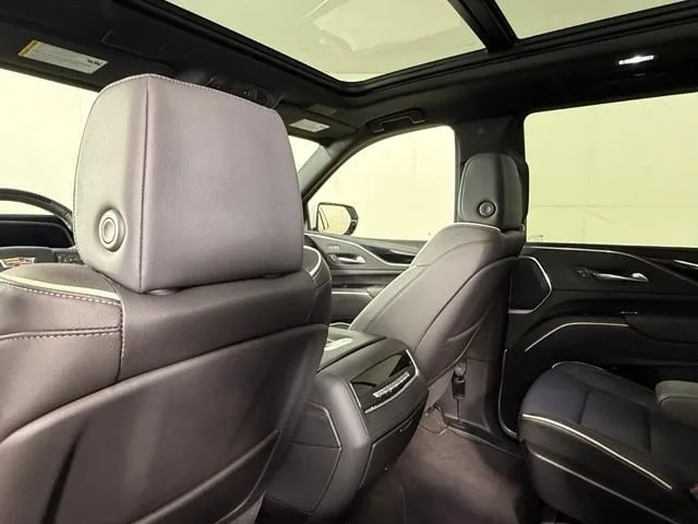 2024 Cadillac Escalade Sport — thumbnail 27