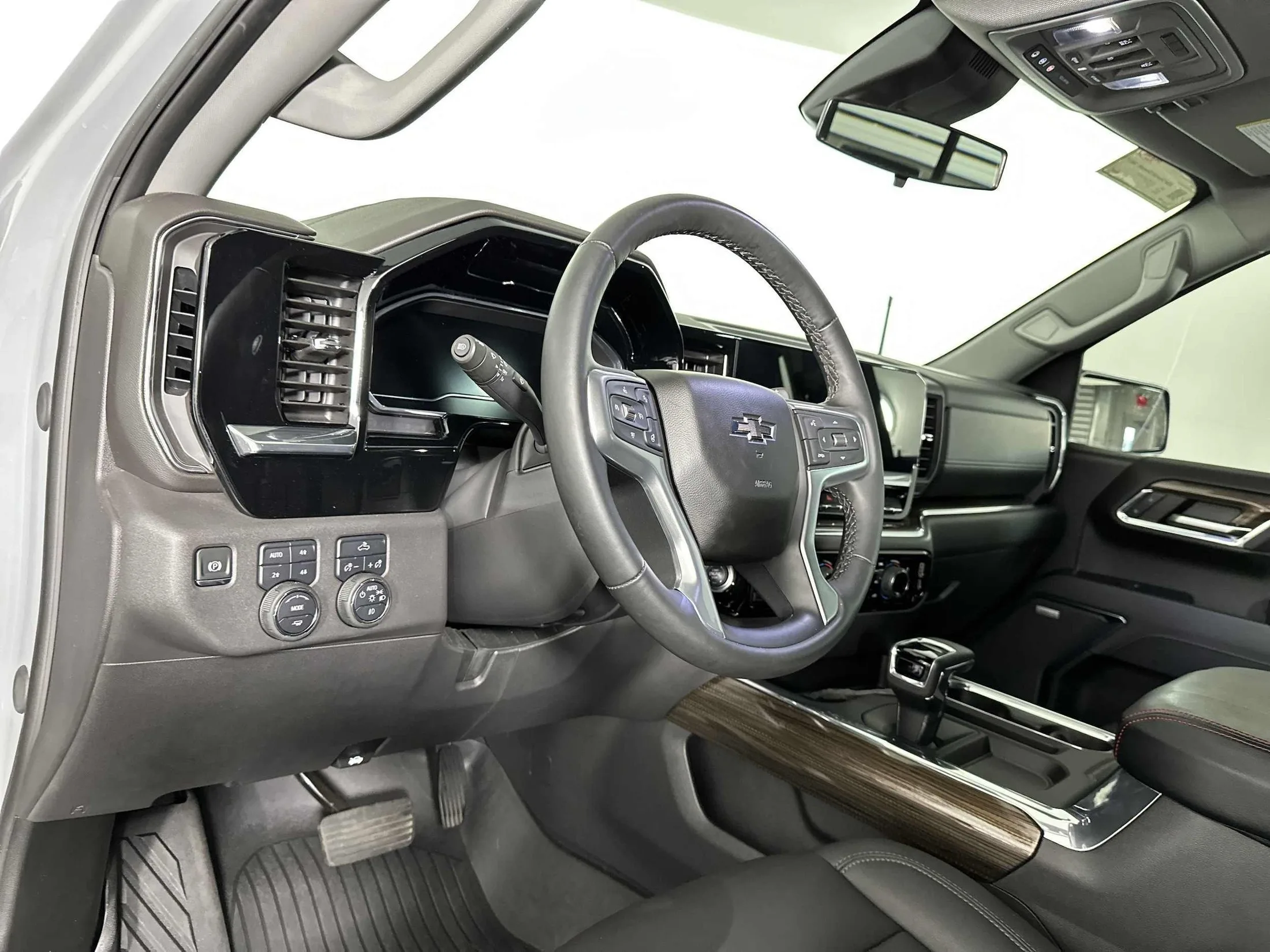 2024 Chevrolet Silverado 1500 LT Trail Boss — thumbnail 28