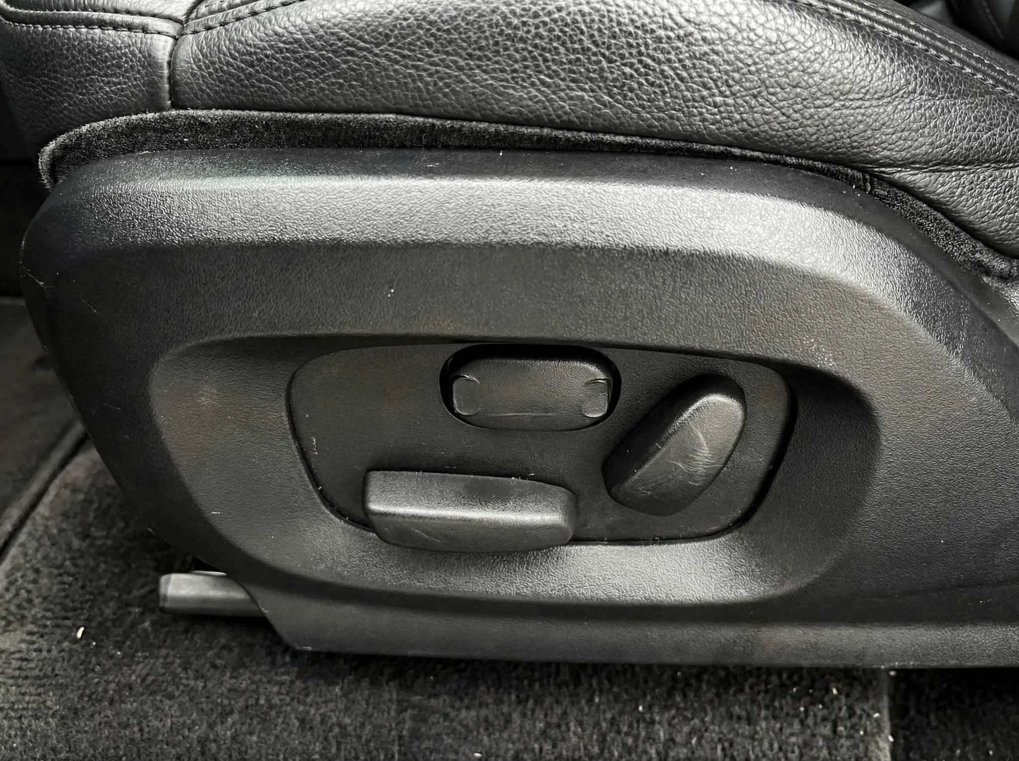 2013 Land Rover Range Rover Evoque — thumbnail 28
