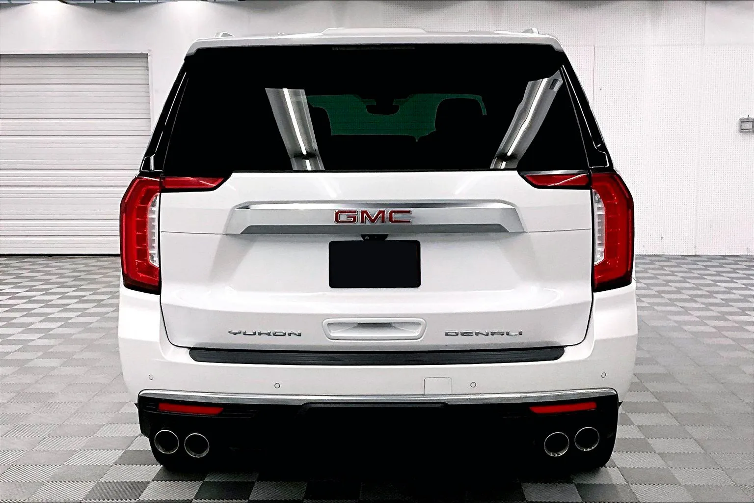 2024 GMC Yukon XL Denali — thumbnail 4