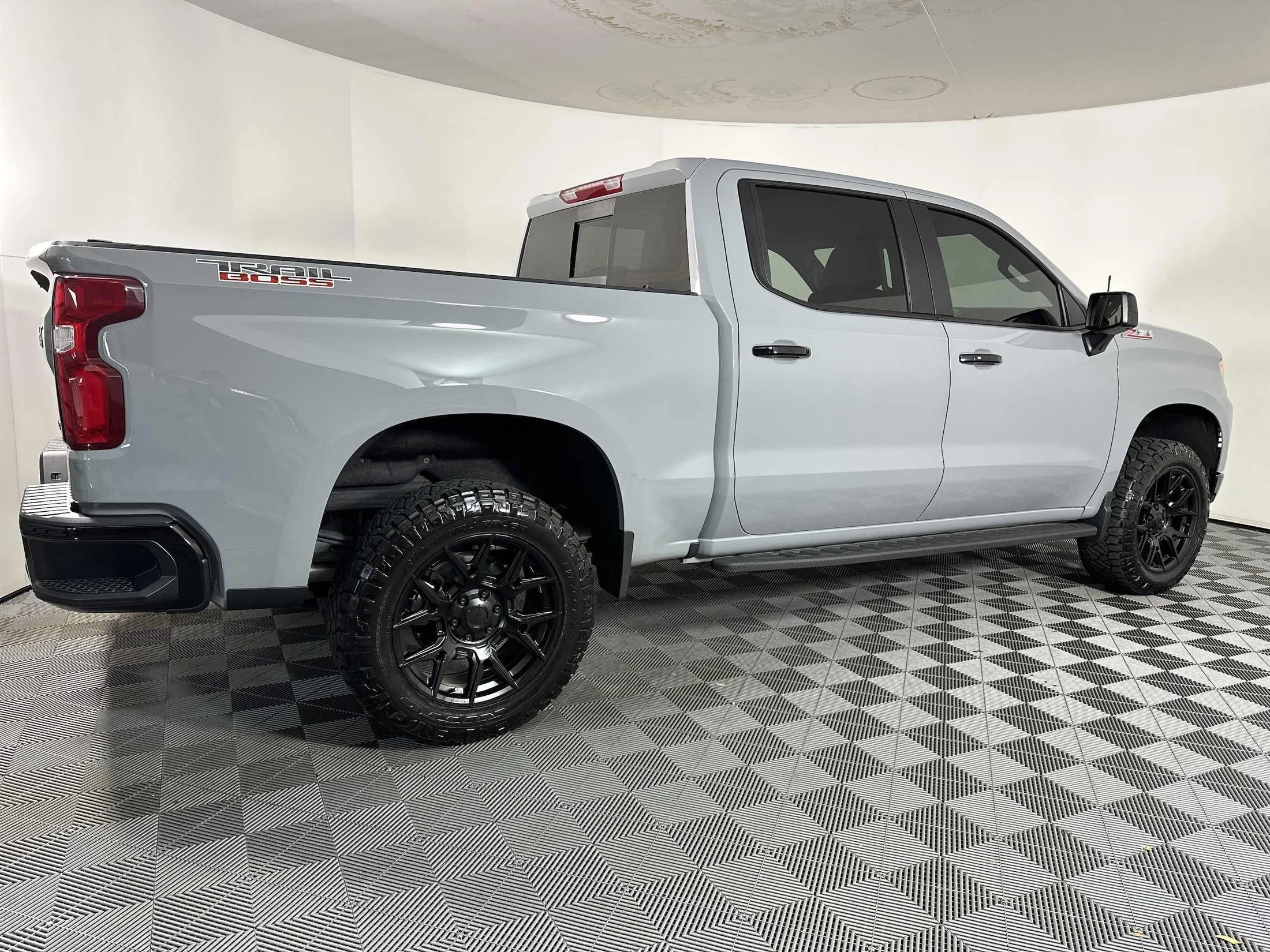 2024 Chevrolet Silverado 1500 LT Trail Boss — thumbnail 4