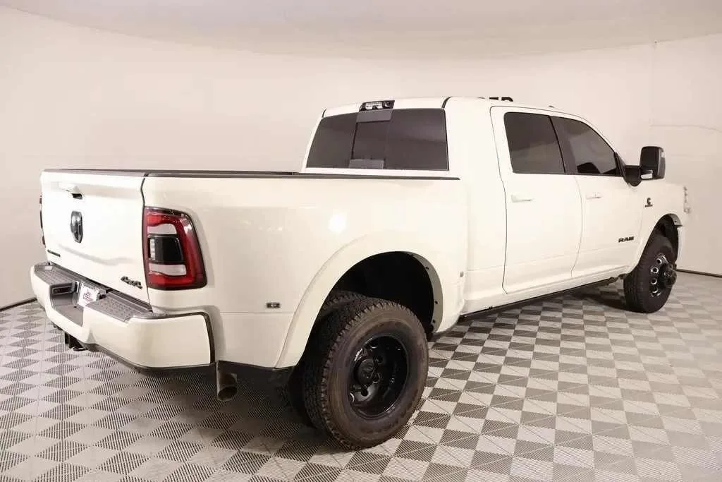 2024 Ram 3500 Limited — thumbnail 4