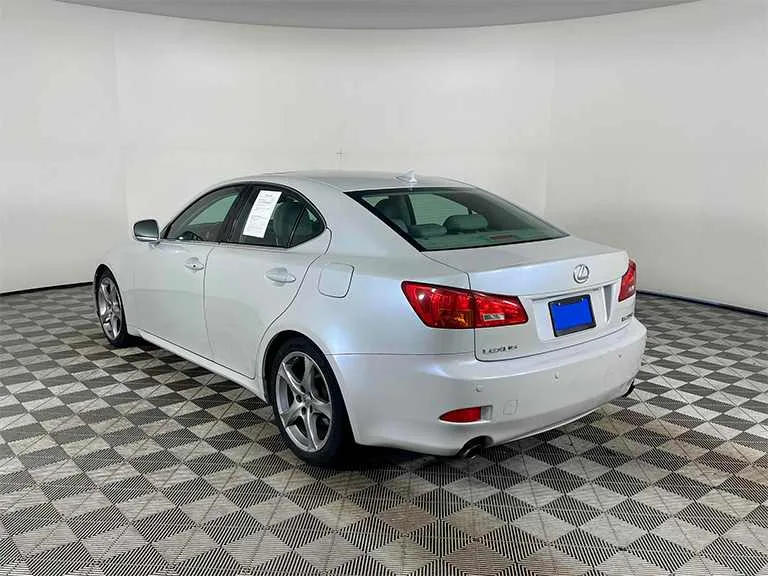 2007 Lexus IS 250 Base — thumbnail 3
