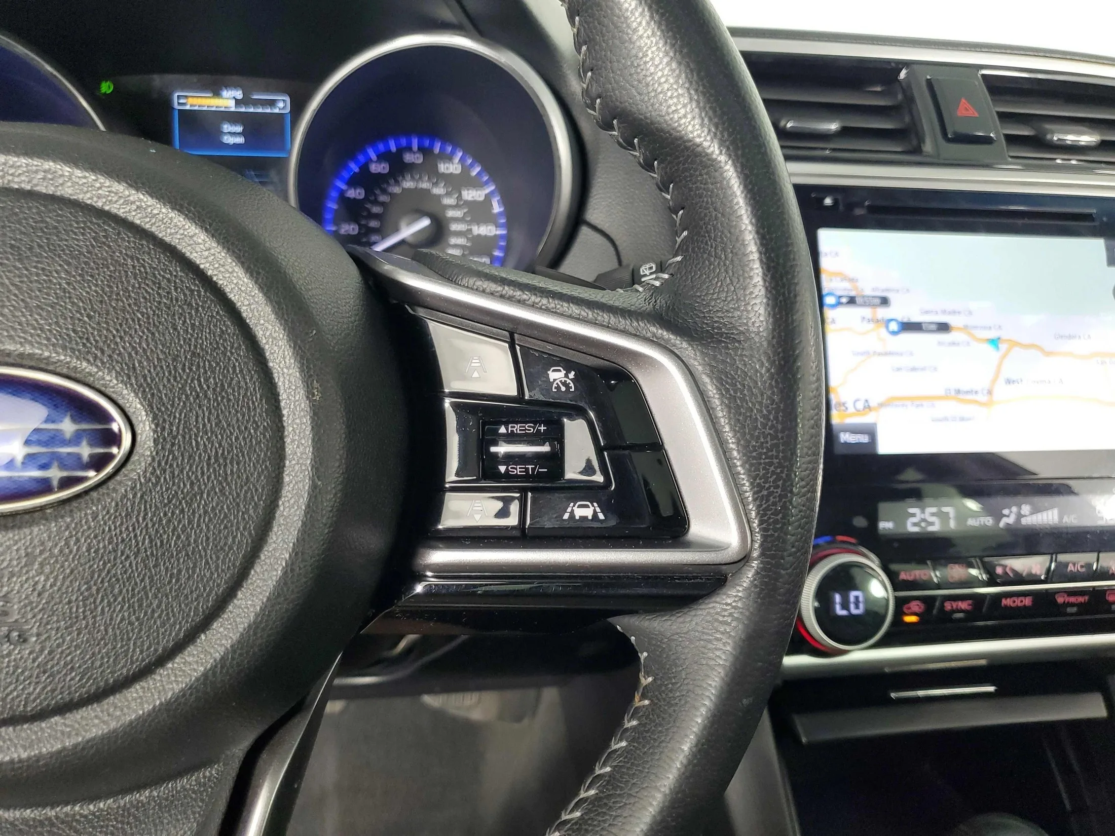 2018 Subaru Outback — thumbnail 32