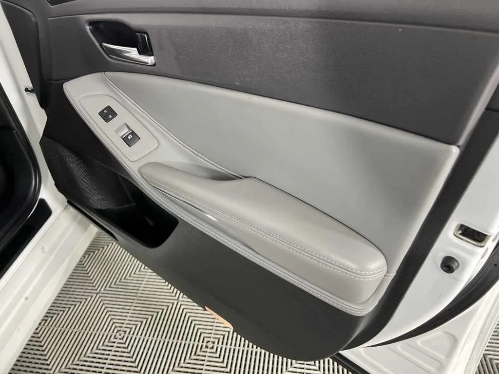 2020 Toyota Avalon XSE — thumbnail 32