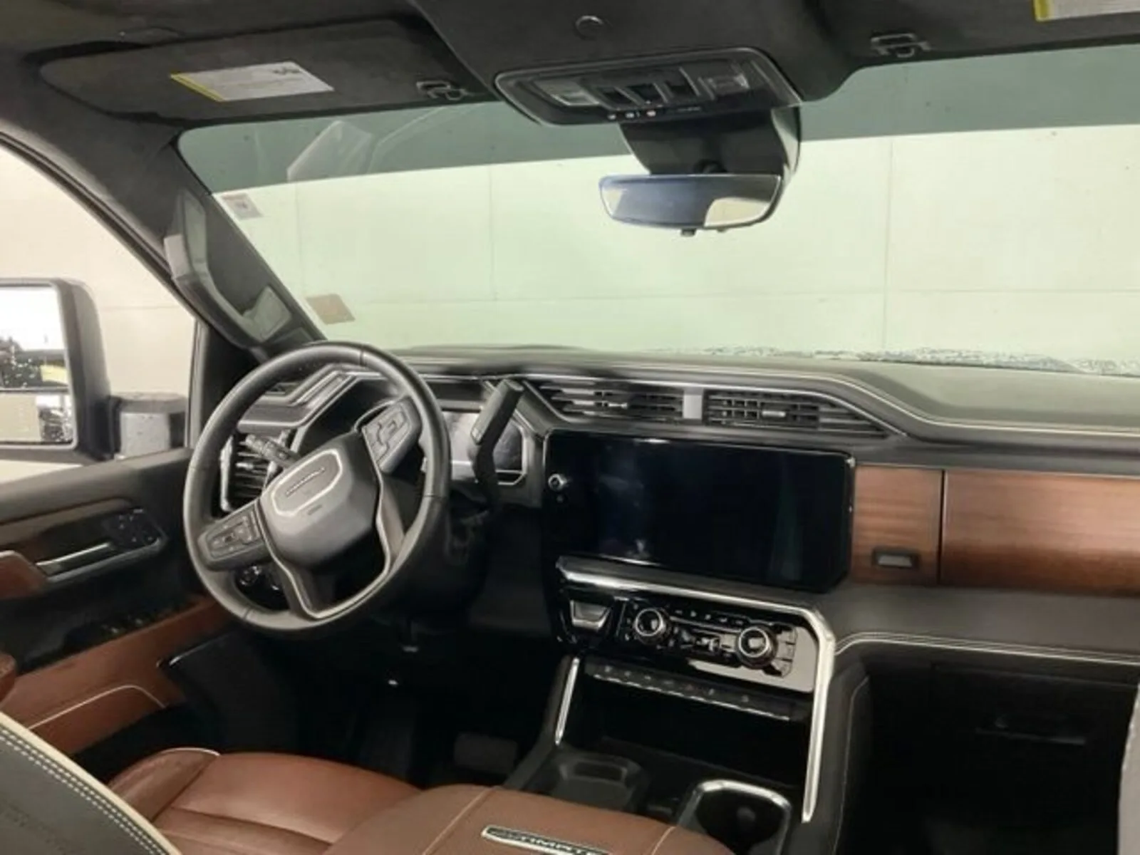 2024 GMC Sierra 2500HD Denali Ultimate — thumbnail 26