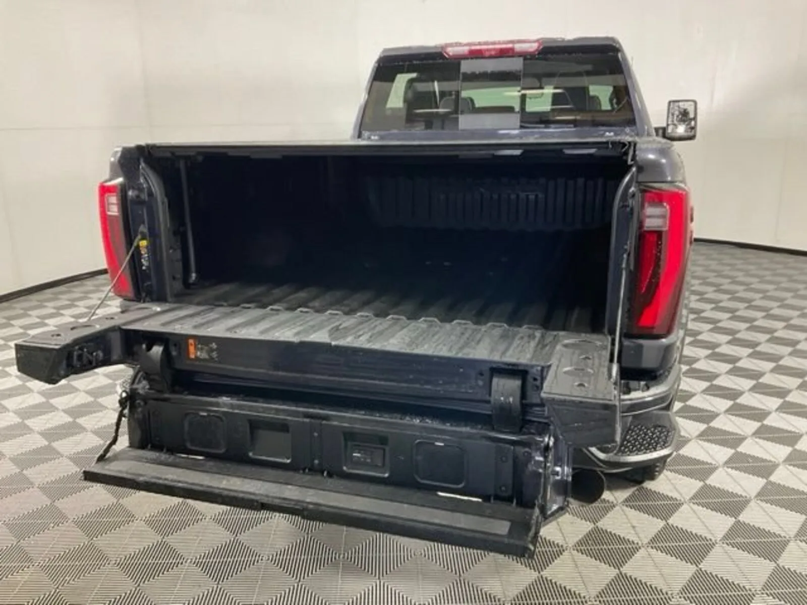 2024 GMC Sierra 2500HD Denali Ultimate — thumbnail 29