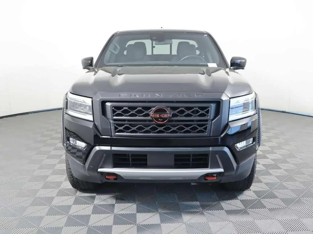 2022 Nissan Frontier — thumbnail 5