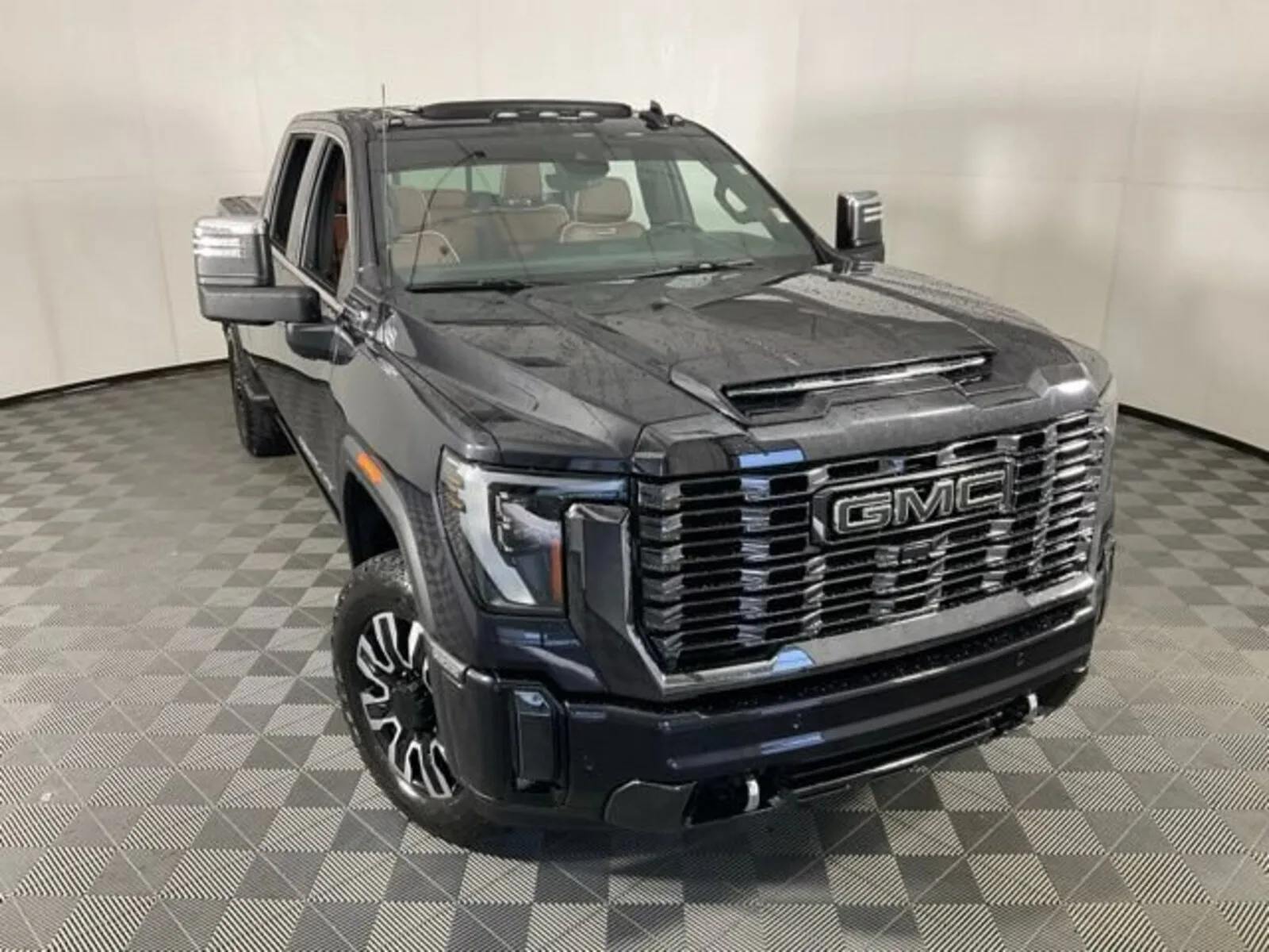 2024 GMC Sierra 2500HD Denali Ultimate — thumbnail 37
