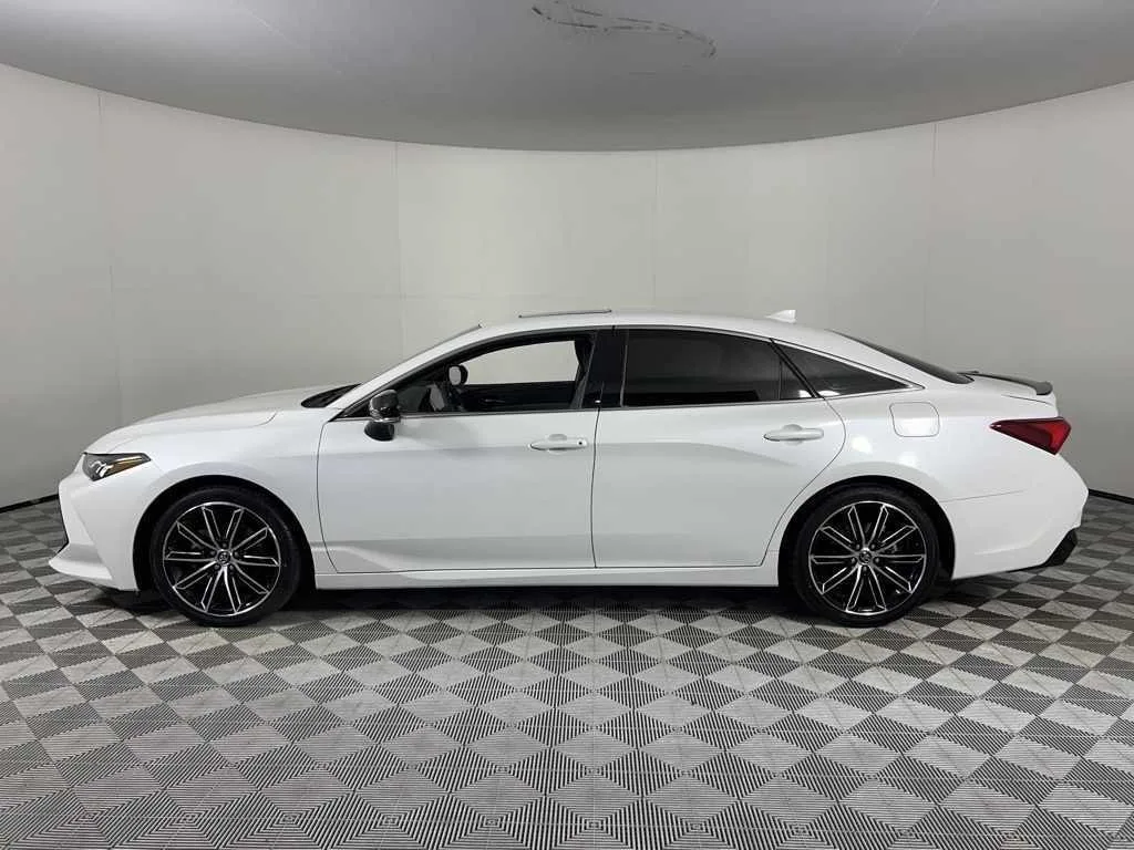 2020 Toyota Avalon XSE — thumbnail 7