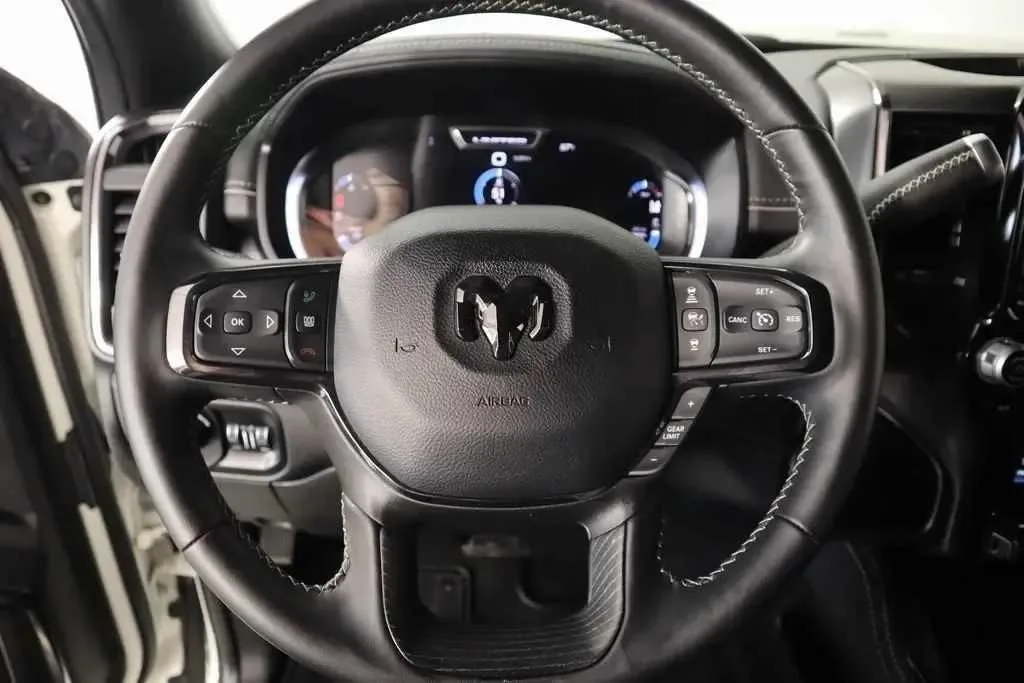 2024 Ram 3500 Limited — thumbnail 7