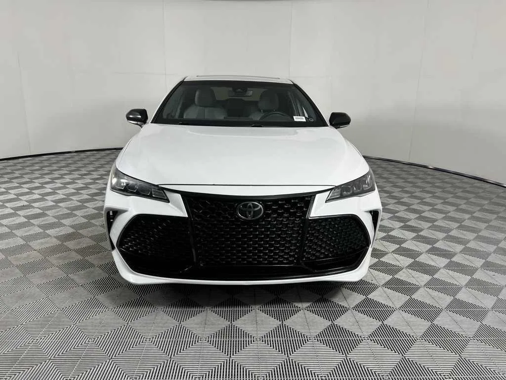 2020 Toyota Avalon XSE — thumbnail 8