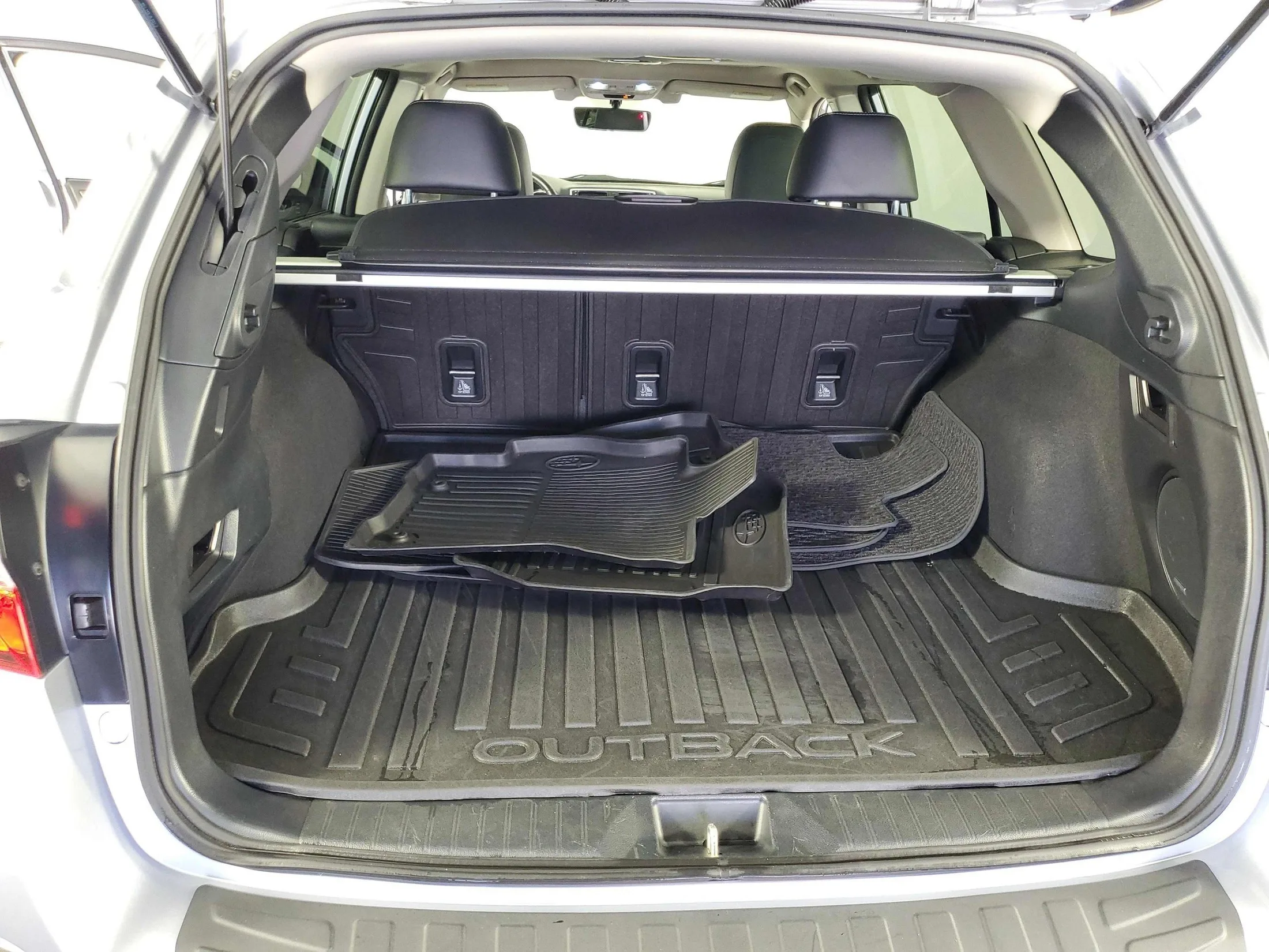 2018 Subaru Outback — thumbnail 9
