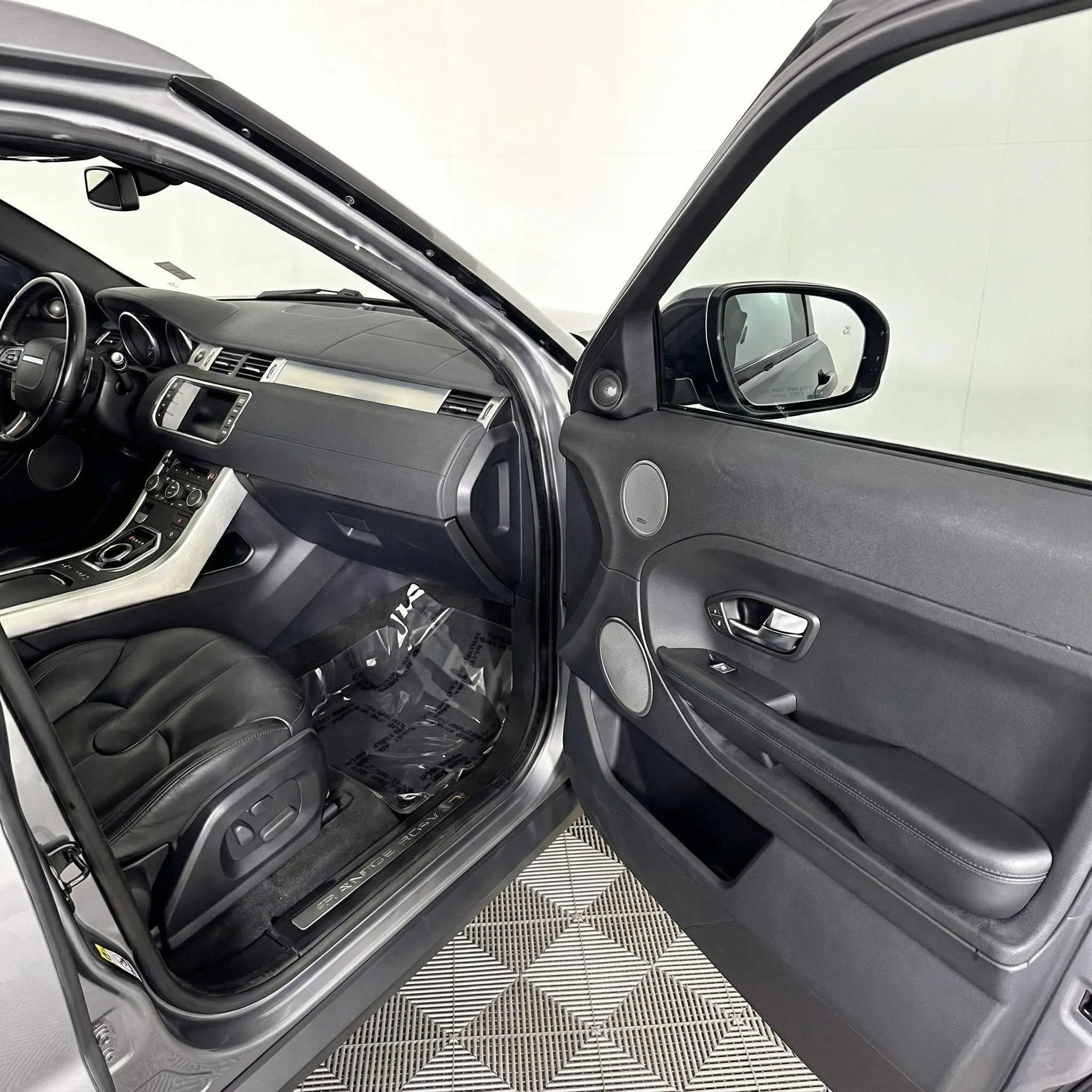 2013 Land Rover Range Rover Evoque — thumbnail 10