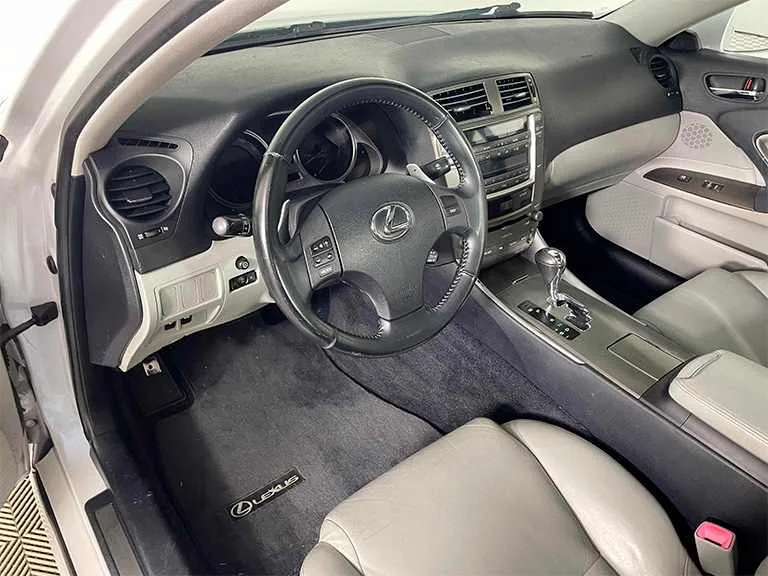 2007 Lexus IS 250 Base — thumbnail 9